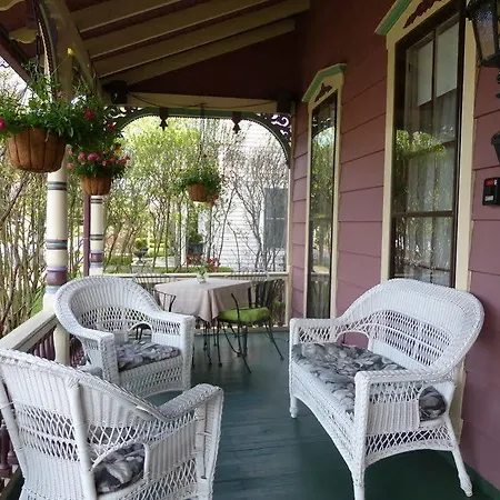 Villa Park House Bed And Breakfast-2